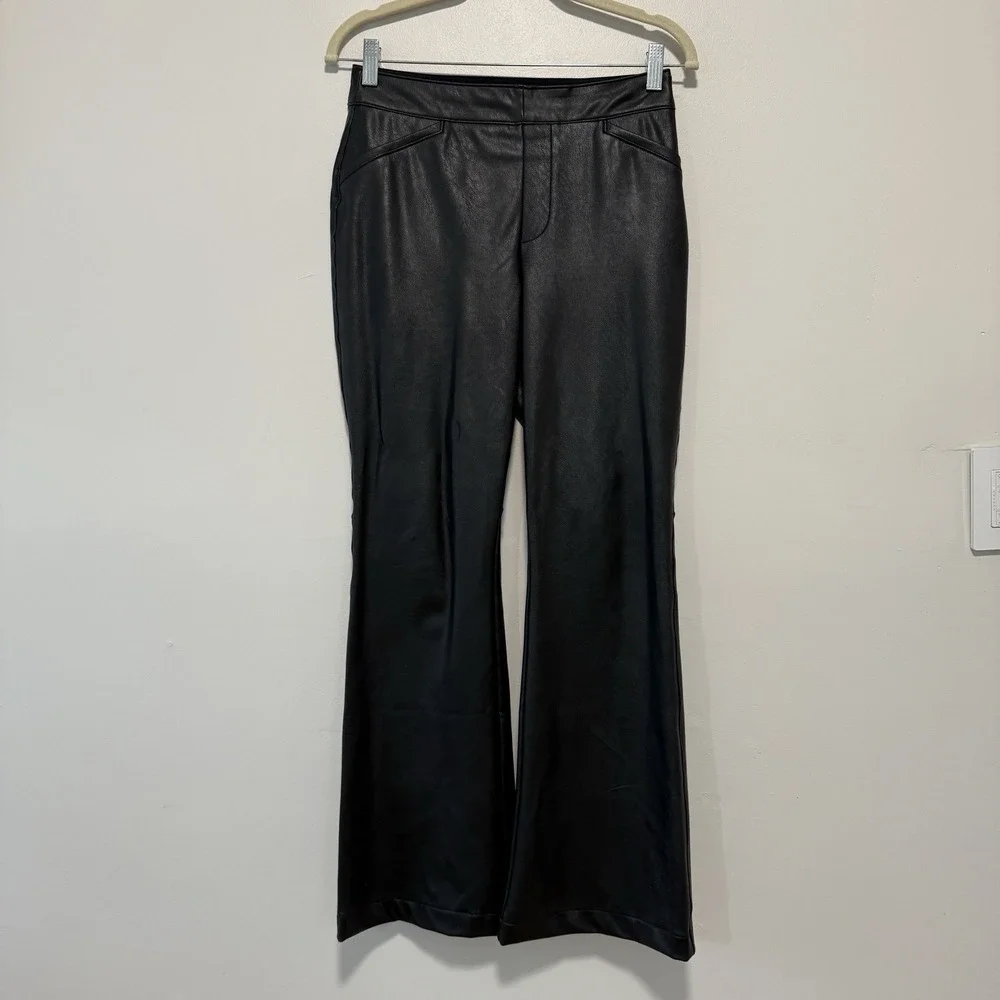 Spanx Black Leather Like Flare Pants Size‎ Medium Petite